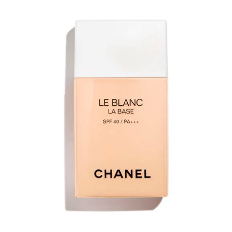 chanel le blanc light creator mimosa|Chanel Le Blanc Light Creator Brightening Makeup Base SPF 40 .